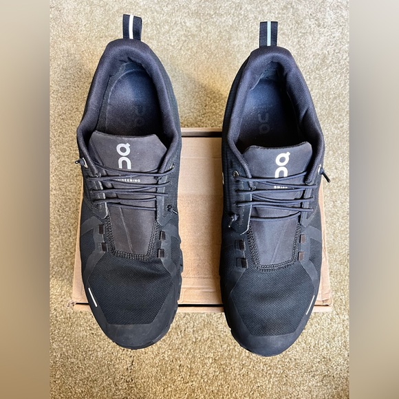 On Cloud 5 Waterproof Men’s Shoes Size 12 Black Performance Running Gently Used - Picture 3 of 16